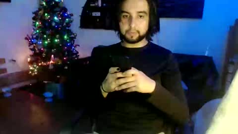 oliver_laid_2023 online show from 18, 12, 2025