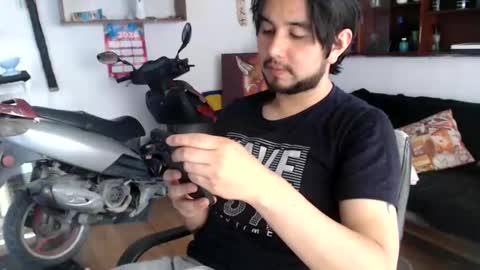 oliver_laid_2023 online show from 16, 5, 2026
