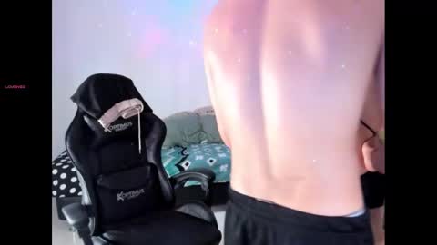 Snapshot of oliver_mrgn chatting on 17, 9, 2025 oliver_mrgn online show from 17, 9, 2025