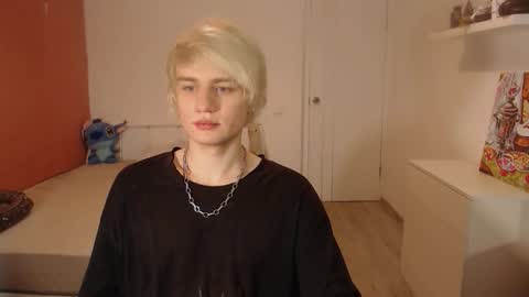 Oliver online show from 6, 11, 2025