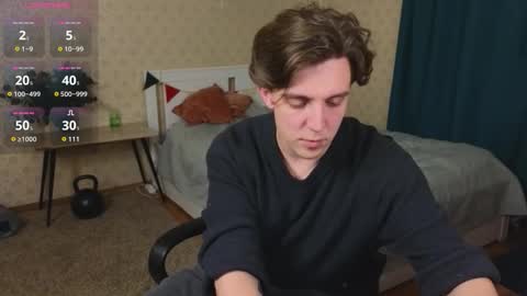 Snapshot of oliver_travis chatting on 9, 10, 2025 Oliver Evans online show from 9, 10, 2025