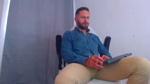 Snapshot of oliverdrew1 chatting on 16, 1, 2025 oliver online show from 16, 1, 2025