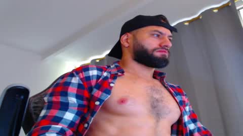 Snapshot of oliverdrew1 chatting on 26, 11, 2025 oliver online show from 26, 11, 2025