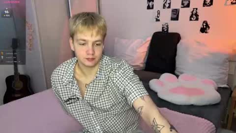 oliver online show from 22, 11, 2025