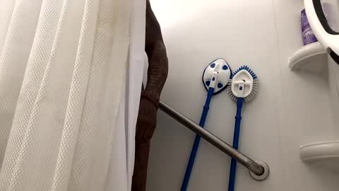 Snapshot of olivertwist1273 chatting on 15, 12, 2024 olivertwist1273 online show from 15, 12, 2024