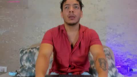 Snapshot of oliverwyse chatting on 24, 6, 2026 Oliver online show from 24, 6, 2026