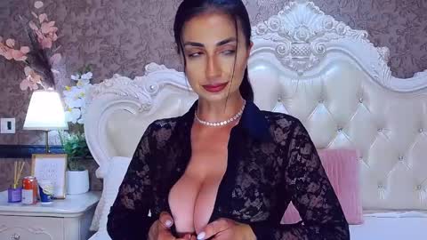 Olive online show from 5, 6, 2026