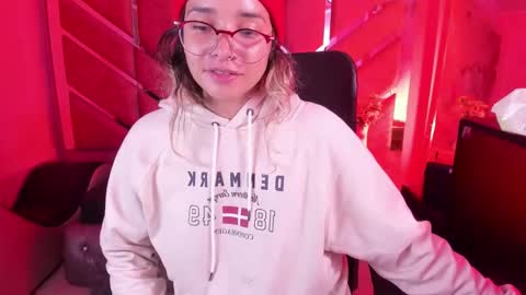  OLIVIA  online show from 17, 2, 2026