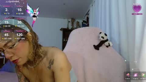 Olivia online show from 15, 10, 2025