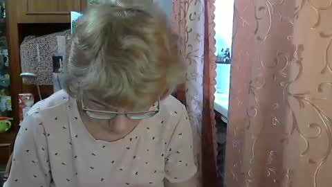 Snapshot of olivia_mia25 chatting on 1, 4, 2026 Olivia Mia online show from 1, 4, 2026