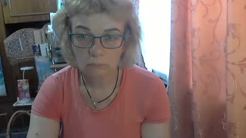 Olivia Mia online show from 6, 6, 2026