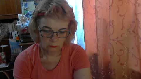 Olivia Mia online show from 12, 6, 2026
