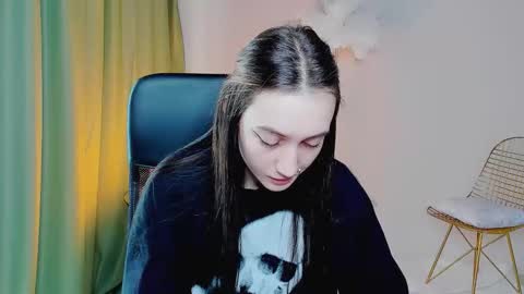 Snapshot of olivia_norton_ chatting on 17, 9, 2025 olivia_norton_ online show from 17, 9, 2025