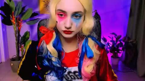 Snapshot of olivia_norton_ chatting on 31, 10, 2025 olivia_norton_ online show from 31, 10, 2025