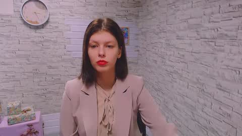 Olivia online show from 14, 12, 2024