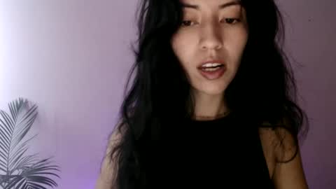 oliviaaa__ online show from 18, 5, 2026