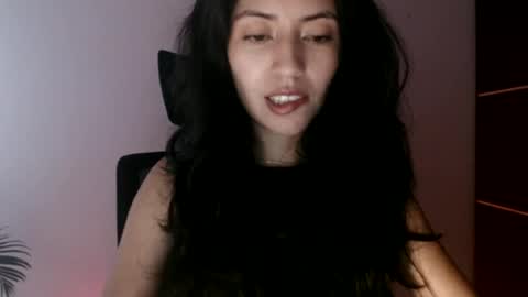 Snapshot of oliviaaa__ chatting on 17, 6, 2026 oliviaaa__ online show from 17, 6, 2026