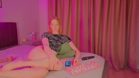 oliviaapink online show from 31, 7, 2026