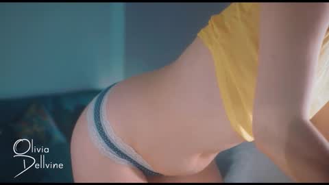 Snapshot of oliviadellvine chatting on 6, 11, 2025 Olivia online show from 6, 11, 2025