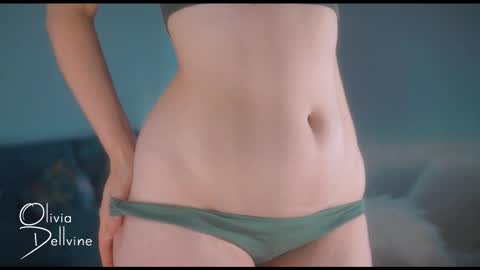 Snapshot of oliviadellvine chatting on 11, 11, 2025 Olivia online show from 11, 11, 2025