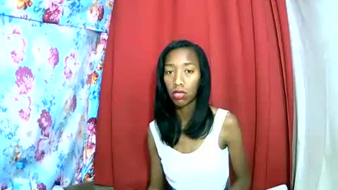 Snapshot of oliviah27 chatting on 13, 10, 2025 oliviah27 online show from 13, 10, 2025