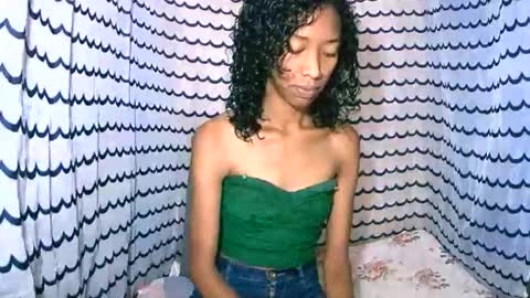 Snapshot of oliviah27 chatting on 31, 10, 2025 oliviah27 online show from 31, 10, 2025