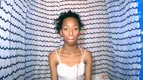 Snapshot of oliviah27 chatting on 1, 11, 2025 oliviah27 online show from 1, 11, 2025