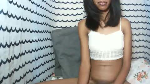 Snapshot of oliviah27 chatting on 7, 11, 2025 oliviah27 online show from 7, 11, 2025