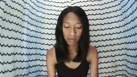 Snapshot of oliviah27 chatting on 24, 11, 2025 oliviah27 online show from 24, 11, 2025