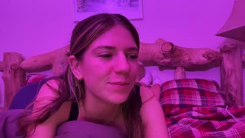 Snapshot of oliviahansleyy chatting on 21, 2, 2025 Olivia online show from 21, 2, 2025