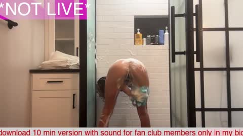 Snapshot of oliviahansleyy chatting on 12, 3, 2025 Olivia online show from 12, 3, 2025