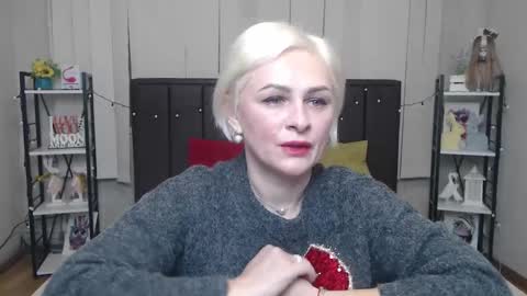 Snapshot of oliviahorst chatting on 14, 10, 2025 OliviaHorst online show from 14, 10, 2025