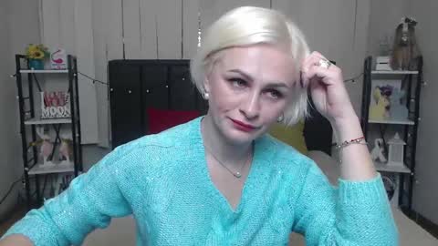 Snapshot of oliviahorst chatting on 16, 10, 2025 OliviaHorst online show from 16, 10, 2025