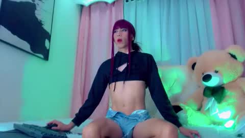 oliviahot01 online show from 28, 11, 2025