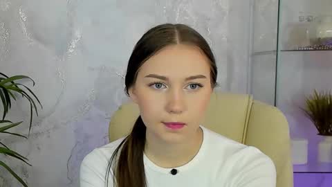 olivialangs online show from 4, 3, 2026