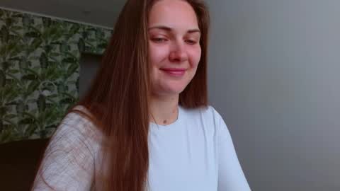 Snapshot of oliviashiny chatting on 15, 5, 2026 Olivia online show from 15, 5, 2026