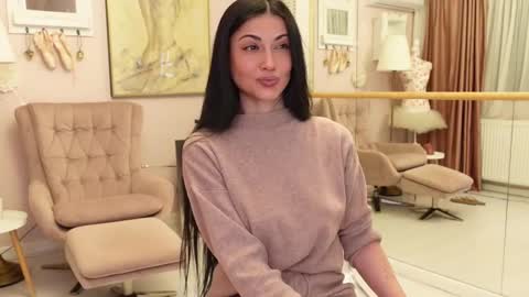 OliviaSway online show from 26, 2, 2025