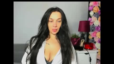 OliviaWomen online show from 16, 1, 2026