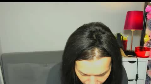 OliviaWomen online show from 10, 2, 2026