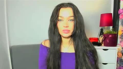 OliviaWomen online show from 17, 2, 2026