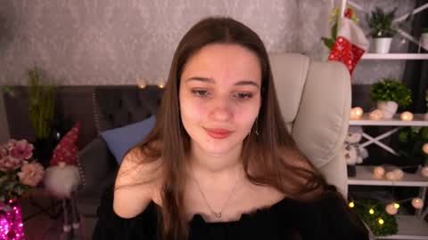 Snapshot of olivkablush chatting on 2, 1, 2025 Olivia online show from 2, 1, 2025