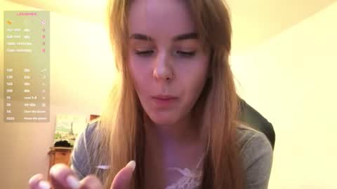 Mila  online show from 20, 9, 2025