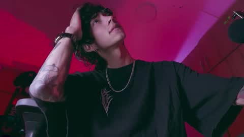     online show from 29, 10, 2025