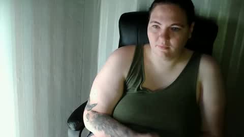 OlyaAndNetty online show from 12, 11, 2025