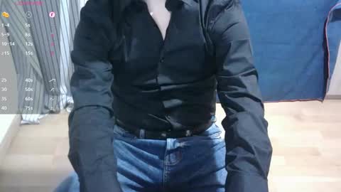 Snapshot of omar87ram chatting on 4, 3, 2025 Omar online show from 4, 3, 2025