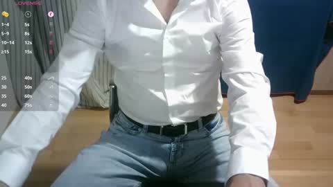 Snapshot of omar87ram chatting on 19, 7, 2026 Omar online show from 19, 7, 2026