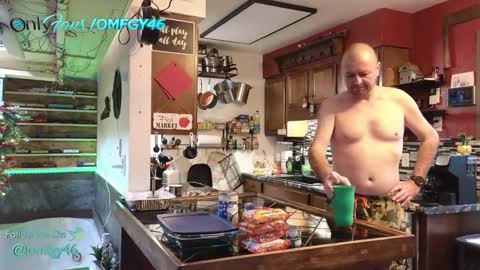 Snapshot of omfgy chatting on 28, 12, 2024 Norm online show from 28, 12, 2024