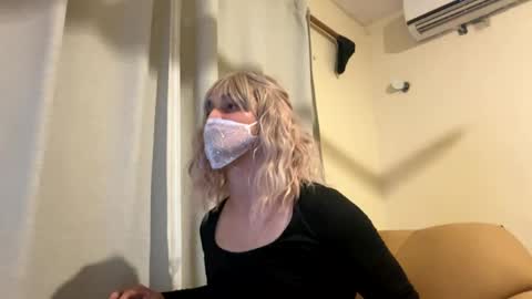 Snapshot of omgyesgurl chatting on 31, 12, 2024 amy 3 online show from 31, 12, 2024