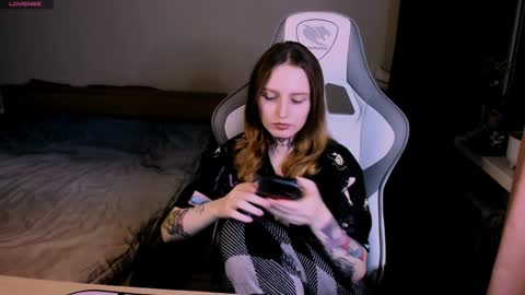 on_yxxx online show from 19, 12, 2024