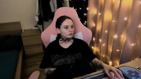 on_yxxx online show from 11, 9, 2025